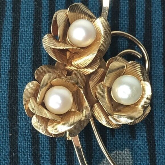 Vintage gold and pearl vintage brooch - Picture 2 of 6